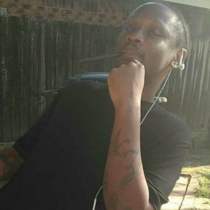 Meet your Posher, Emmanuel